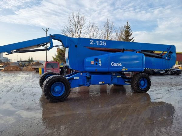 Genie Z 135 4x4 - Image 4