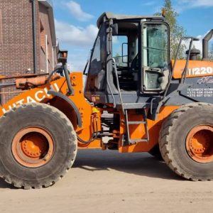 Hitachi ZW 220