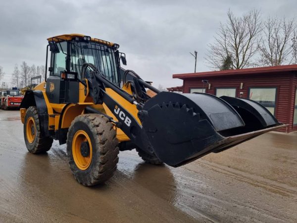 JCB 411 + 4 - Image 5