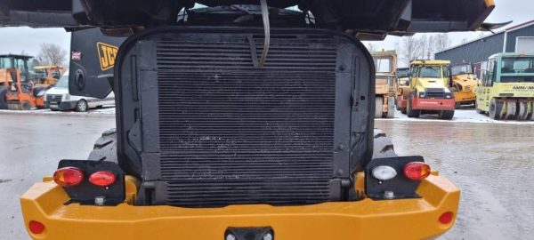 JCB 411 + 4 - Image 10