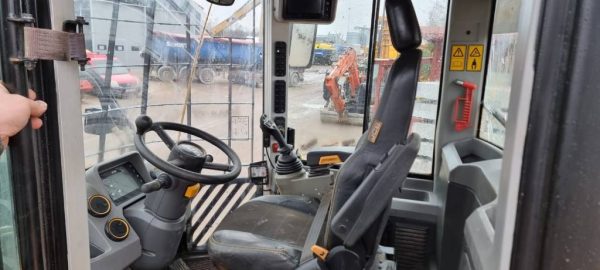 JCB 427 Agri - Image 14