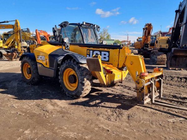 JCB 540-140 Hi-Viz TURBO POWERSHIFT - Image 4