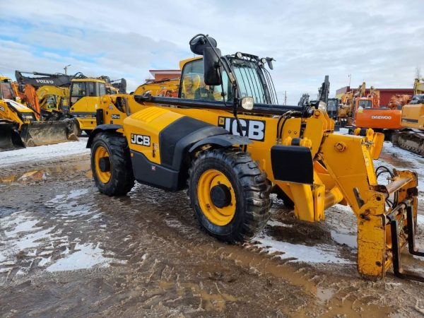 JCB 540-140 Hi-Viz TURBO POWERSHIFT - Image 9