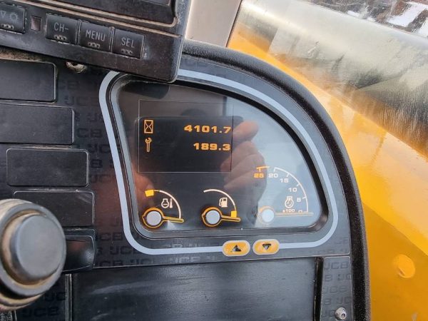 JCB 540-140 Hi-Viz TURBO POWERSHIFT - Image 15