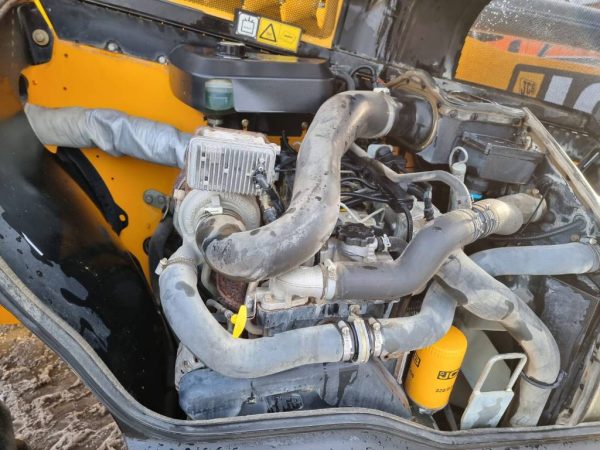 JCB 540-140 Hi-Viz TURBO POWERSHIFT - Image 18