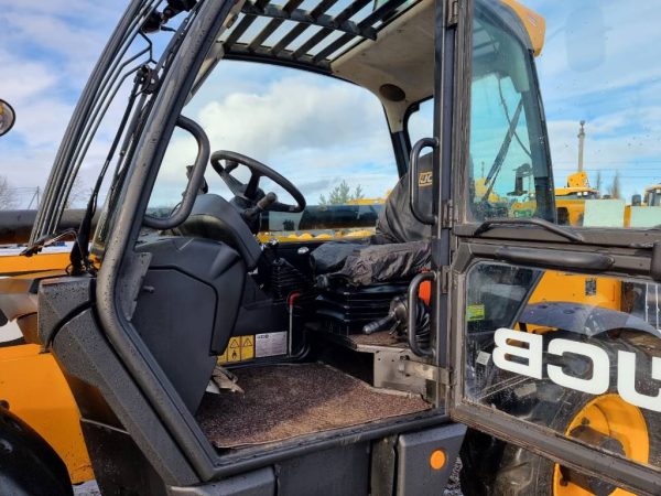 JCB 540-140 Hi-Viz TURBO POWERSHIFT - Image 14