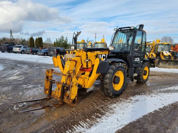 JCB 540-140 Hi-Viz TURBO POWERSHIFT - Image 8