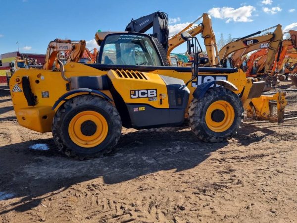 JCB 540-140 Hi-Viz TURBO POWERSHIFT - Image 11