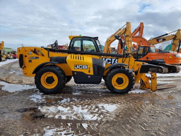 JCB 540-140 Hi-Viz TURBO POWERSHIFT - Image 10