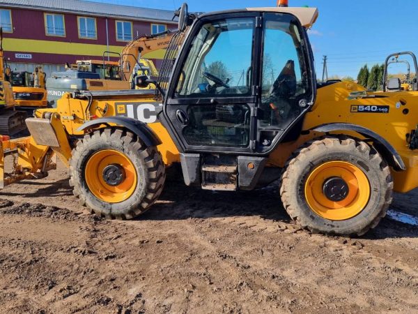 JCB 540-140 Hi-Viz TURBO POWERSHIFT - Image 13