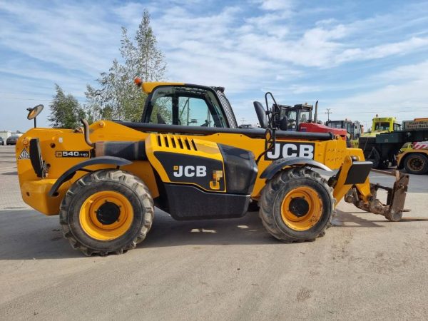 JCB 540-140 Hi Viz - Image 9