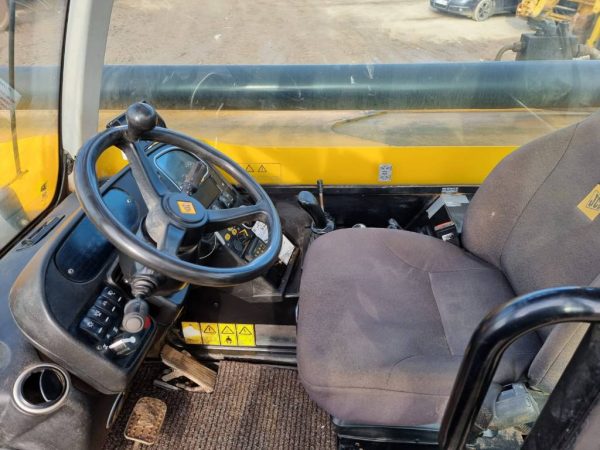 JCB 540-170 Turbo Powershift - Image 17