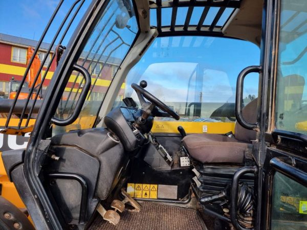 JCB 540-170 Turbo Powershift - Image 16