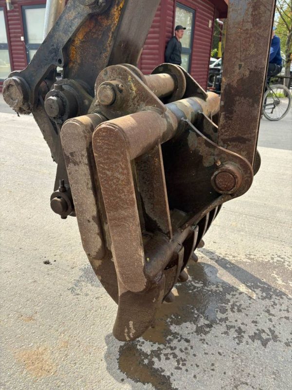 JCB JS 160 LC - Image 29
