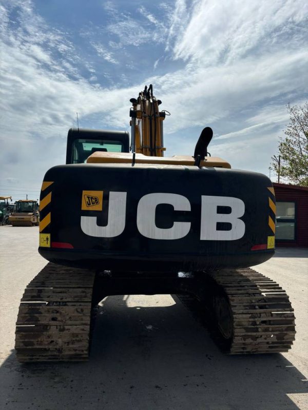 JCB JS 160 LC - Image 15