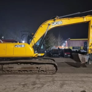 JCB JS 210 LC
