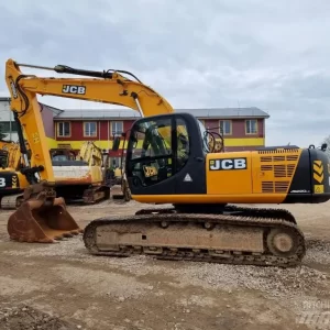 JCB JS 220 LC
