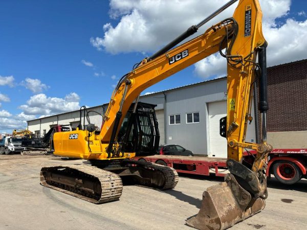 JCB JS 260 LC - Image 7