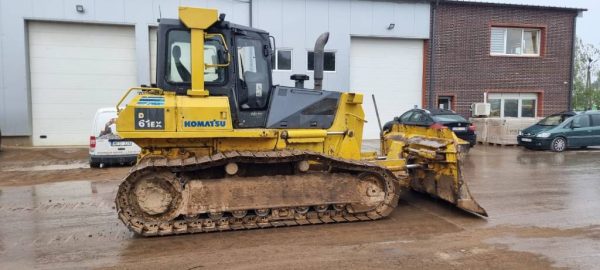 Komatsu D 61 EX-15 - Image 8