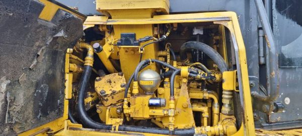 Komatsu D 61 EX-15 - Image 19