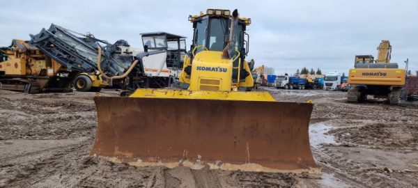 Komatsu D 61 PXI-24 - Image 9