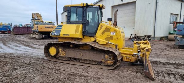 Komatsu D 61 PXI-24 - Image 4