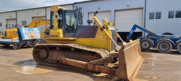 Komatsu D 65 PX-15 E0 - Image 9