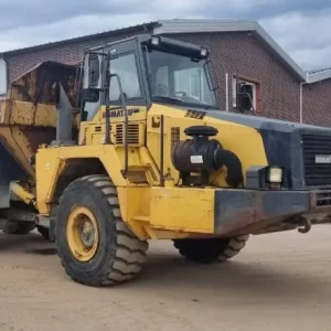 Komatsu HM 300-2