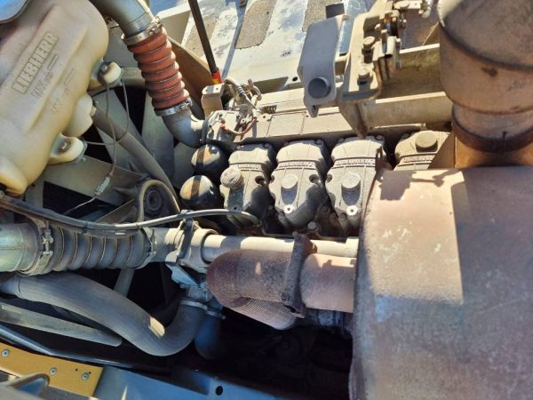 Liebherr 556 - Image 14