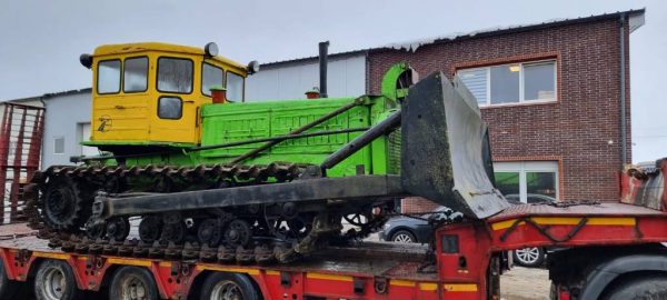 OLD TIMER BULLDOZER - Image 9