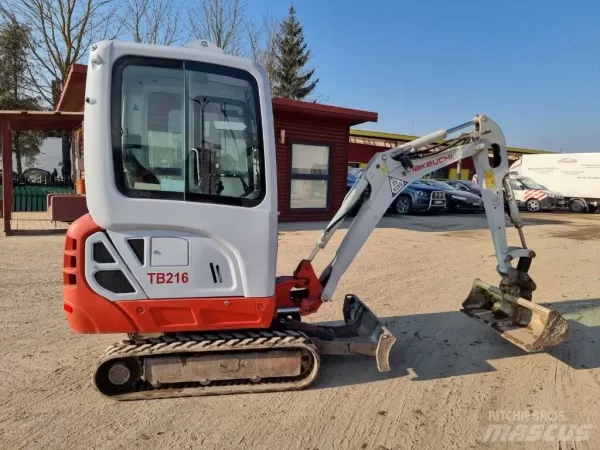Takeuchi TB 216 - Image 5