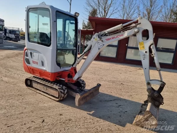 Takeuchi TB 216 - Image 9