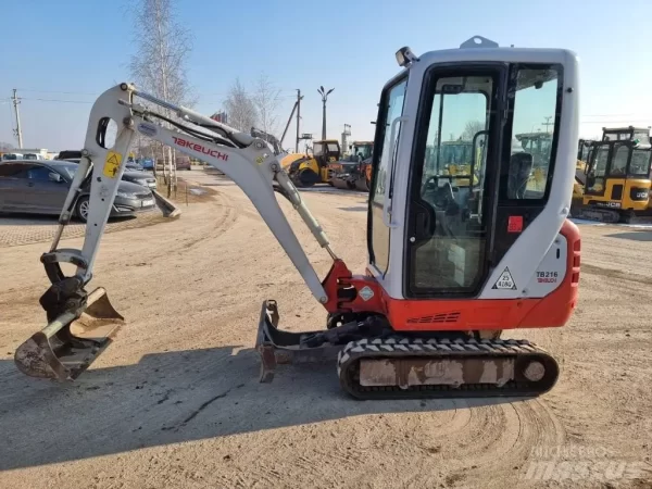 Takeuchi TB 216 - Image 10