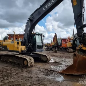 Volvo EC 220 DL