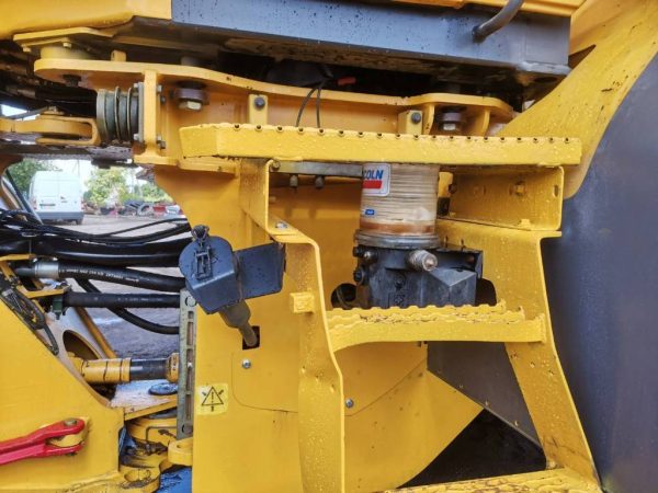 Volvo L 110 F - Image 15