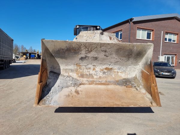 Volvo L 150 C - Image 9
