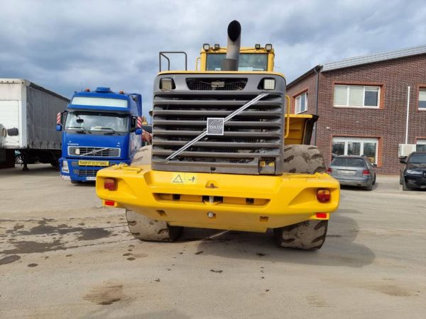 Volvo L 180 E - Image 10