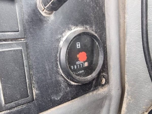 Volvo L 180 E - Image 15