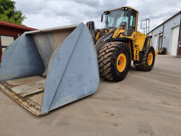 Volvo L 180 F - Image 13