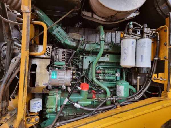 Volvo L 180 F - Image 21
