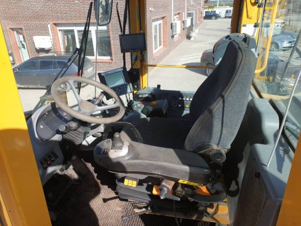 Volvo L 220 E Hi-Lift - Image 12