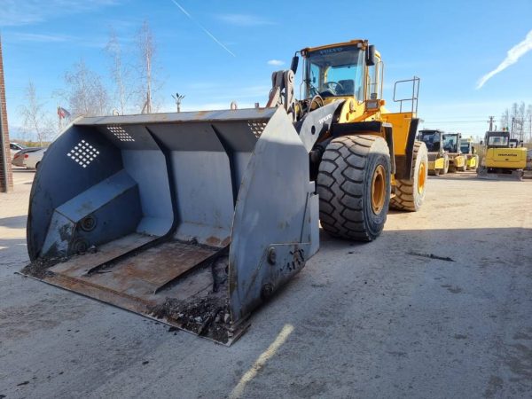 Volvo L 220 E Hi-Lift - Image 10