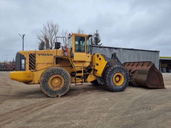Volvo L 220 E - Image 8