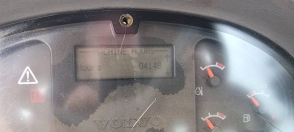 Volvo L 220 E - Image 14