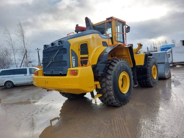Volvo L 220 H - Image 2