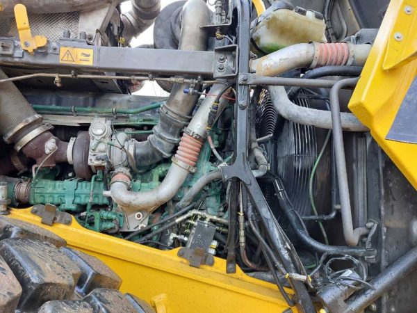 Volvo L 220 H - Image 12