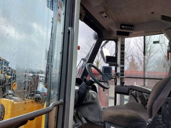 Volvo L 220 H - Image 11