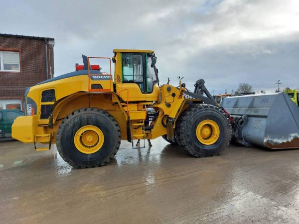 Volvo L 220 H - Image 8