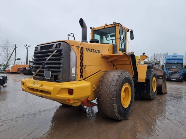 Volvo L180 E - Image 5
