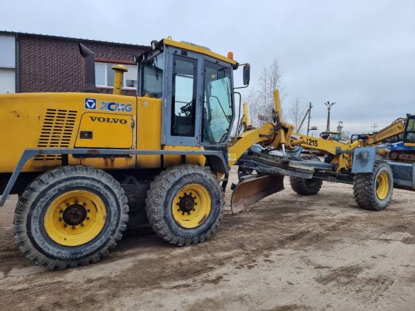 XCMG GR 215 - Image 2